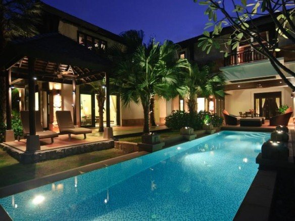 DVR117 – Luxury River View Villa