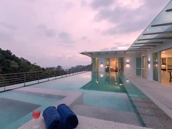 Luxurious 4 Bed Penthouse with Sea Views in Kamala -1187