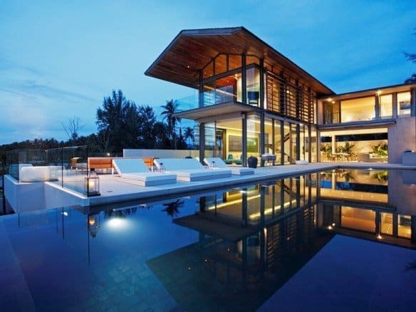 DVR120 – Contemporary Seaview Villa