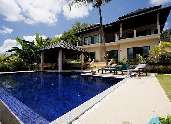 DVR51 – Attractive Family Villa