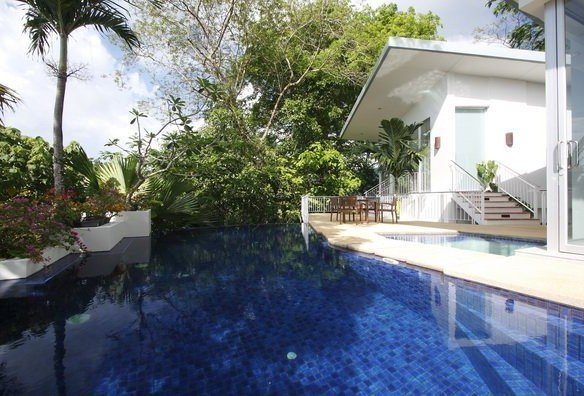 DVR132 – Stunning Tropical Villa