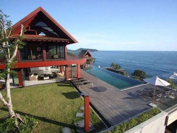 DVR110 – Tropical Luxury Getaway