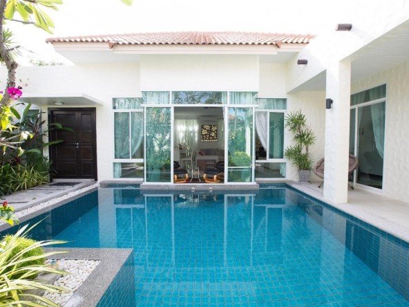 4 Bed Pool Villa in Rawai - 5036 172