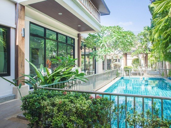 3 Bedroom Pool Villa in Rawai -5099