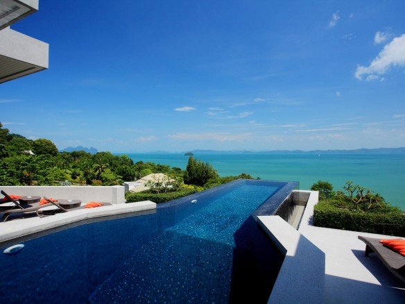 DVR193 – Incredible East Coast Villa