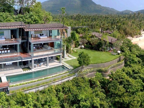 DVR341 – Elegant Oceanfront Villa