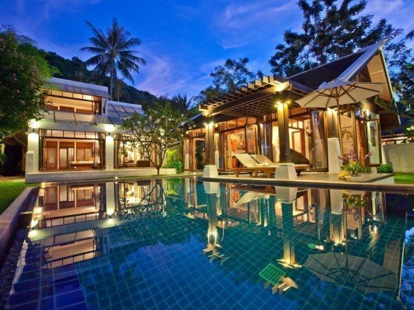 DVR356 – Stylish Estate Villa