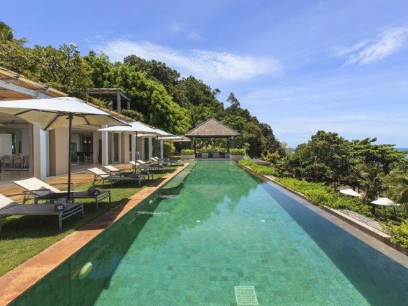 DVR361 – Luxury Beach Access Villa