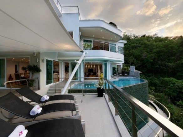 DVR103 – Modern SeaView Villa II