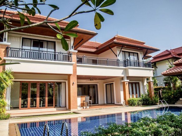 Luxury 4 Bedroom Pool Villa in Laguna -R5004