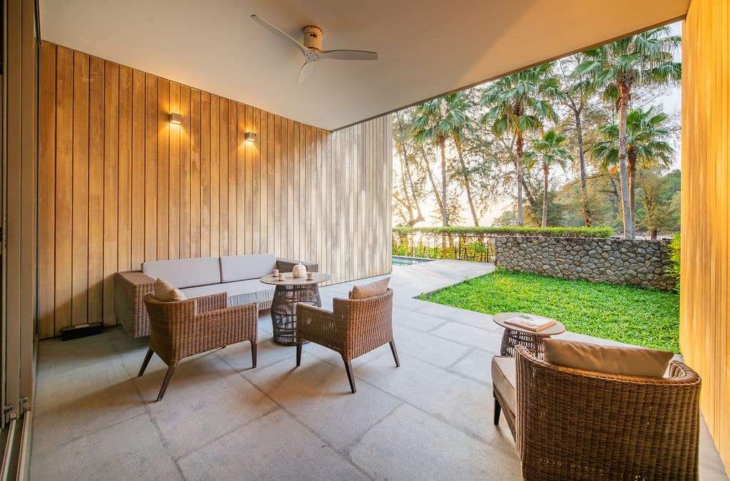 Absolute Beachfront: MontAzure Private Pool Residence (Foreign Freehold)