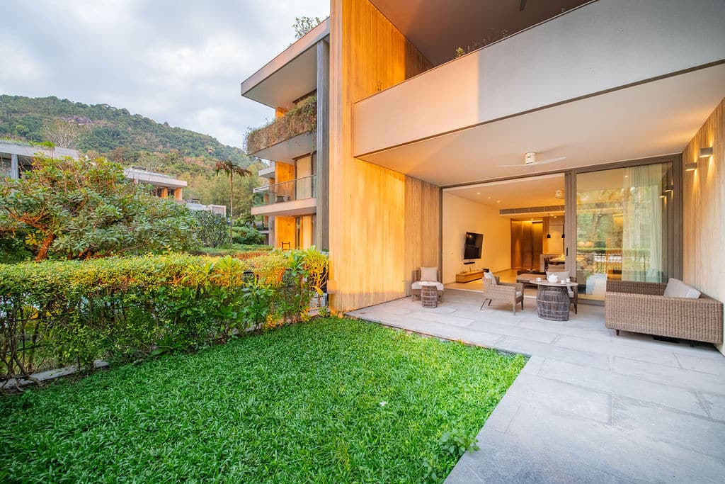 Absolute Beachfront: MontAzure Private Pool Residence (Foreign Freehold)