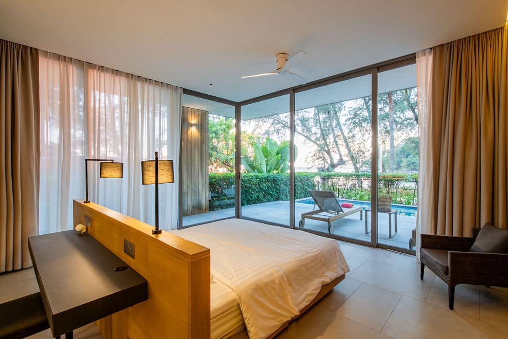 Absolute Beachfront: MontAzure Private Pool Residence (Foreign Freehold)